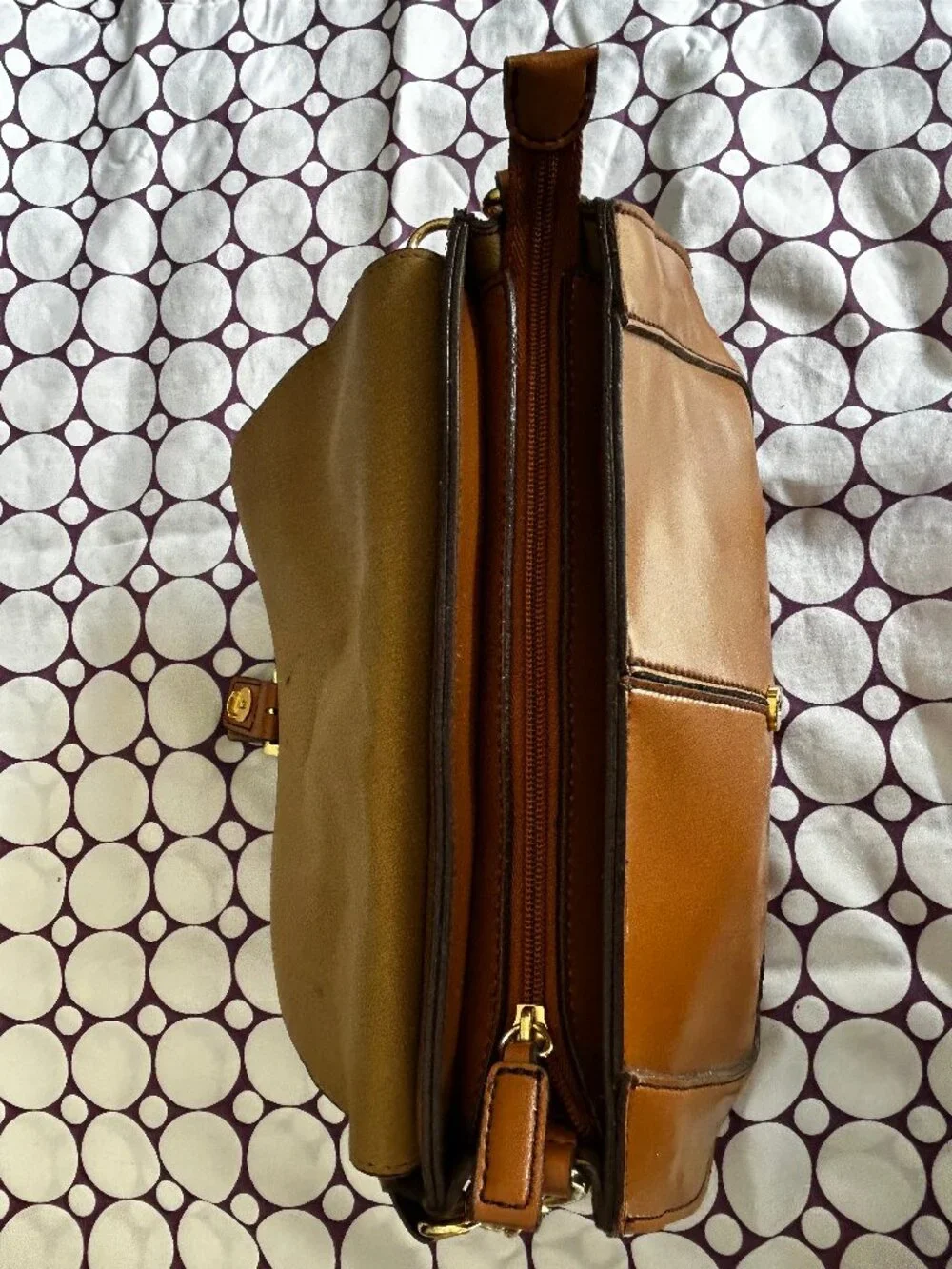 Caramel Colored Leather Shoulder Bag/Purse